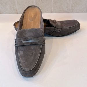 Clarks  Keesha Donna Mules in Dark Grey Suede Size 10W.